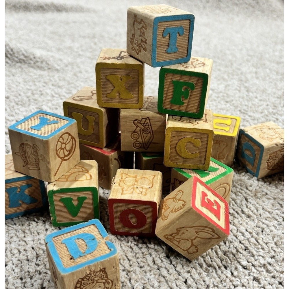 20 Assorted Wooden Alphabet/Number/Picture Blocks‎ Vtg Used